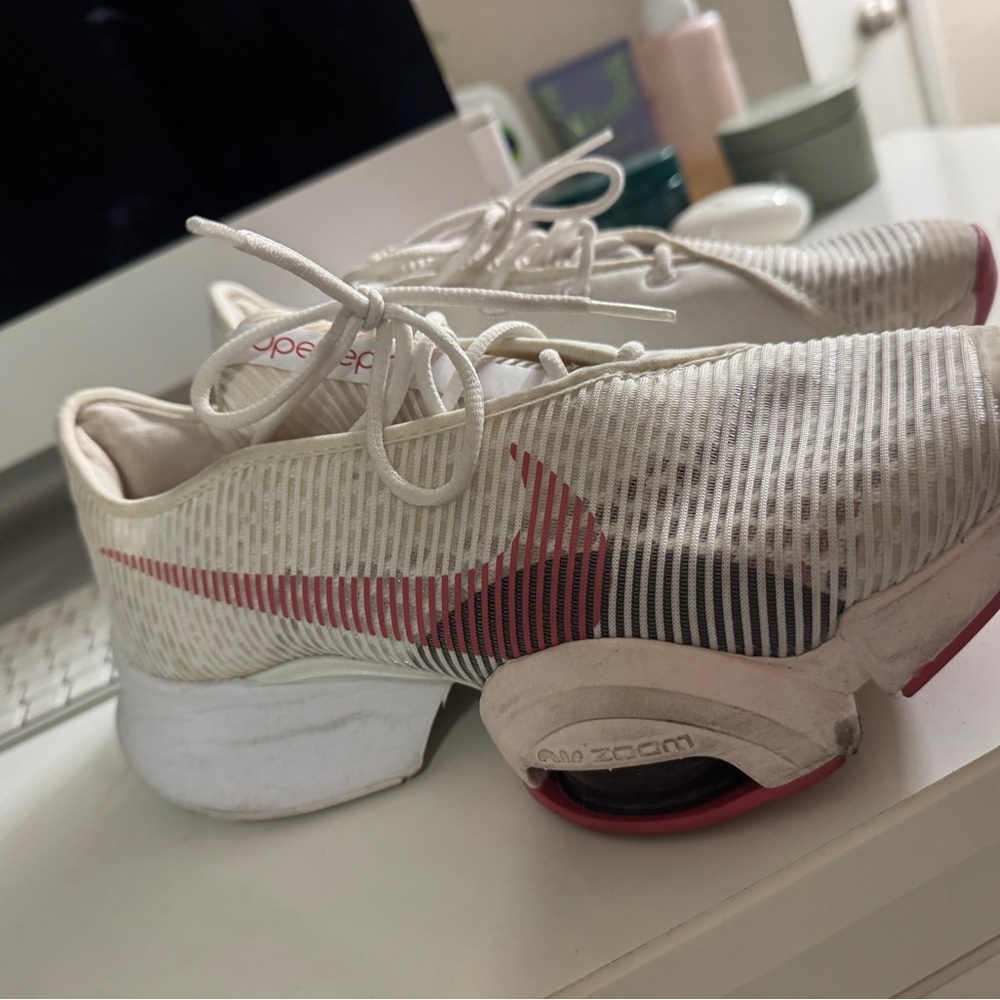 Nike Women’s Cream & Pink Training Sneakers